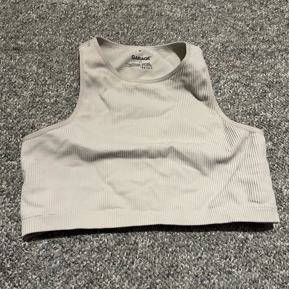 garage top size M